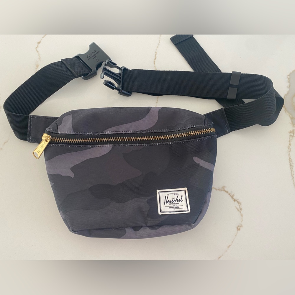 Herschel Fanny Pack